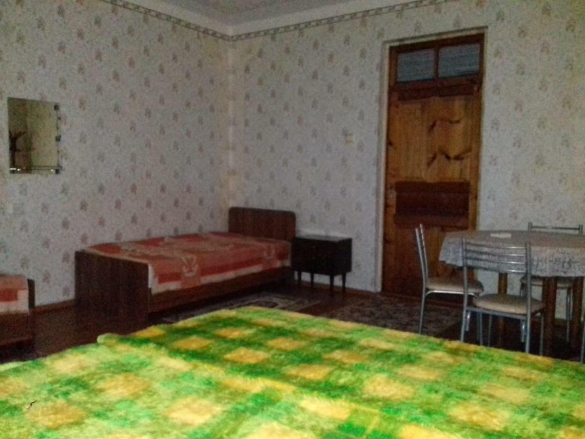 Guesthouse At Oleg'S Zolotoy Bereg Gudauta Exterior photo
